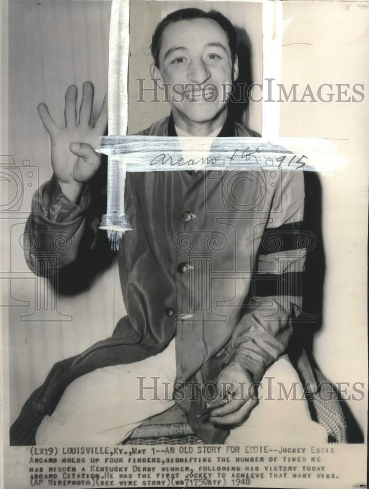 1948 Press Photo Arcaro Holds Up Four Fingers Following Victory In Louisville- Historic Images