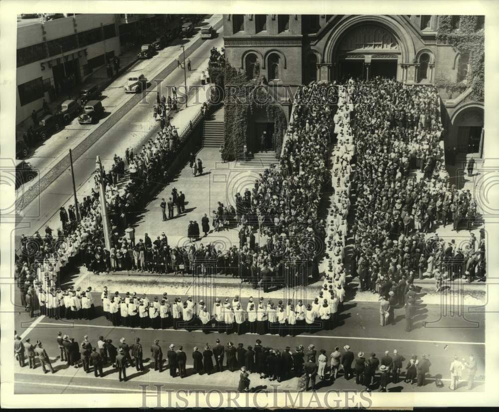 1939 Press Photo Connolly Is Made Bishop At Ceremony At St. Mary's In SF