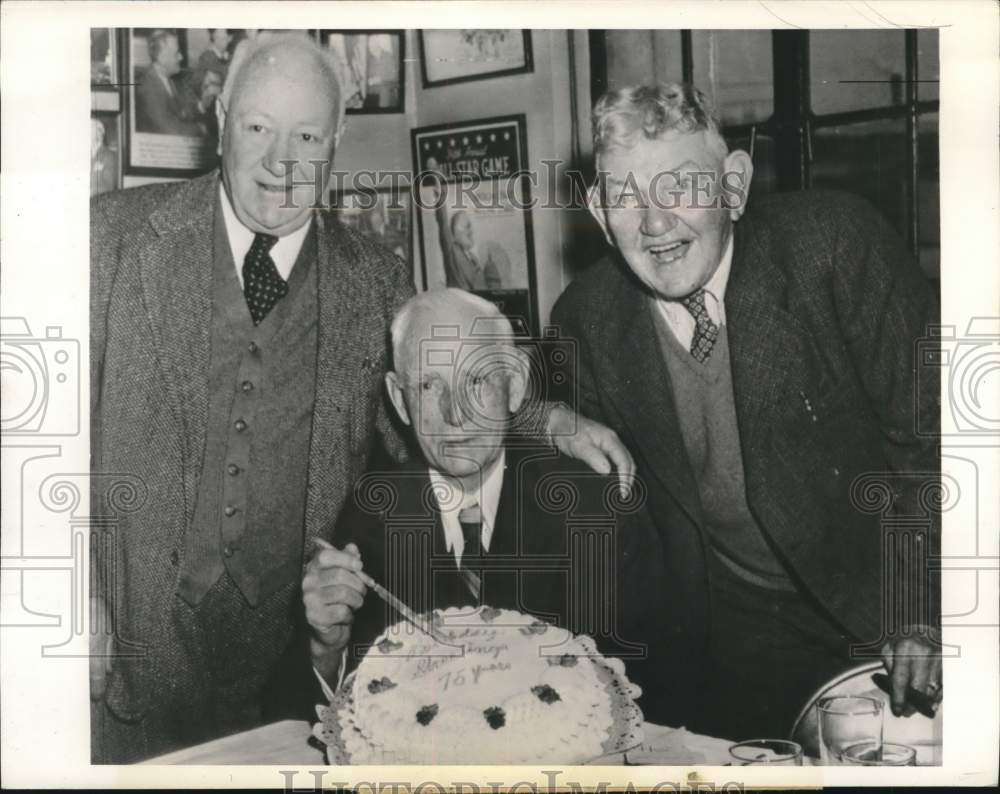 1944 Press Photo Griffith Celebrates 75th Birthday With Old Friends, Washington- Historic Images