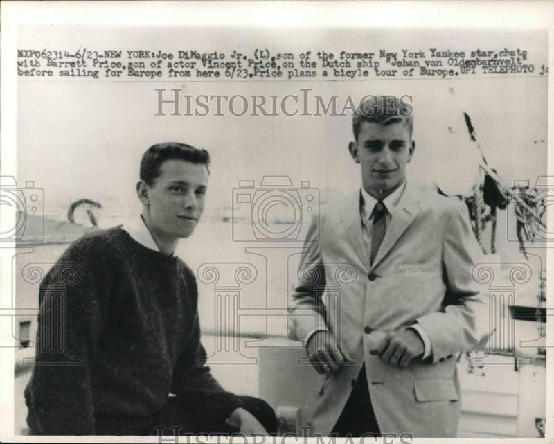 Load image into Gallery viewer, 1958 Press Photo Joe DiMaggio Jr. chatting with Barrett Price on a ship, NY
