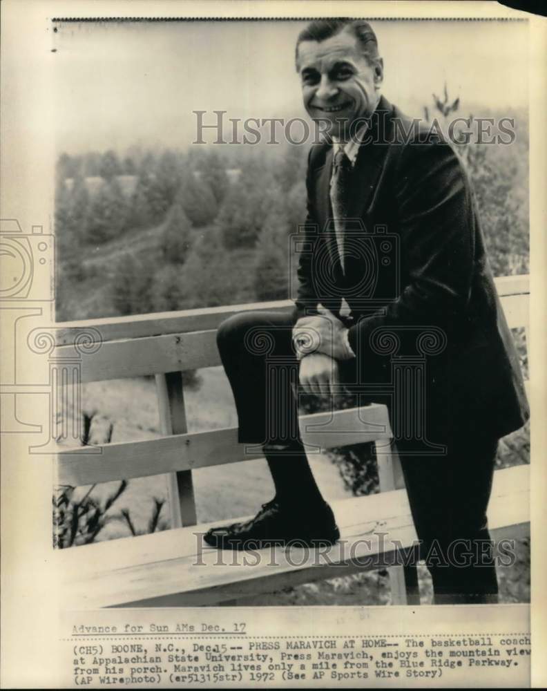 1972 Press Photo Basketball coach Press Maravich poses on porch, Boone, NC- Historic Images
