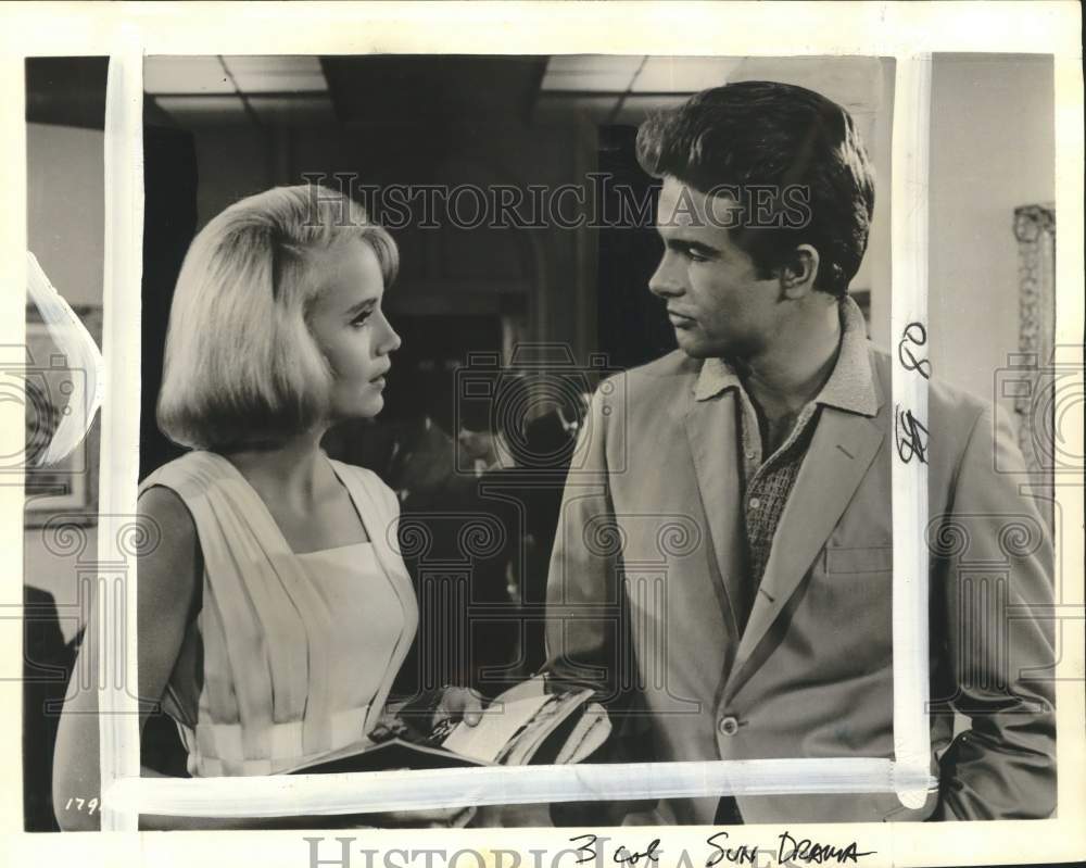 1962 Press Photo Actors Eva Marie Saint & Warren Beatty In Film "All Fall Down"