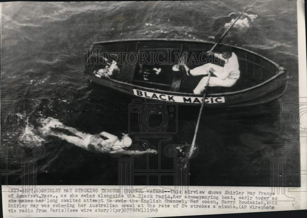 1949 Press Photo Swimmmer Shirley May France & Harry Boudakian, English Channel- Historic Images