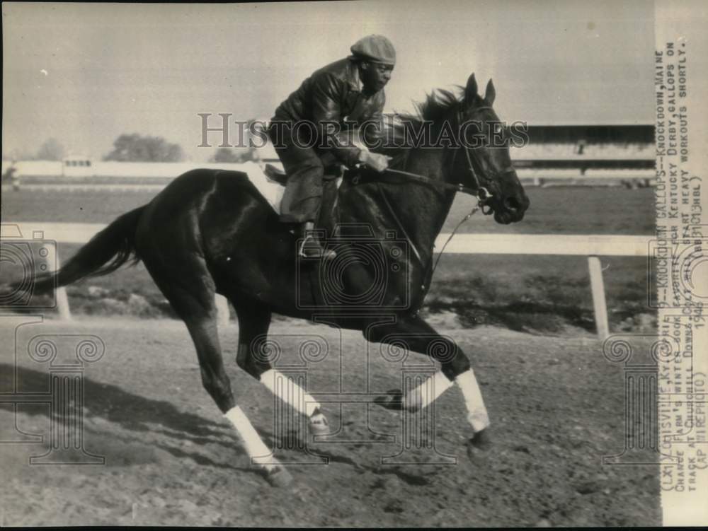 1946 Press Photo Horse &quot;Knockdown&quot; &amp; man, Churchill Down, Louisville, Kentucky- Historic Images