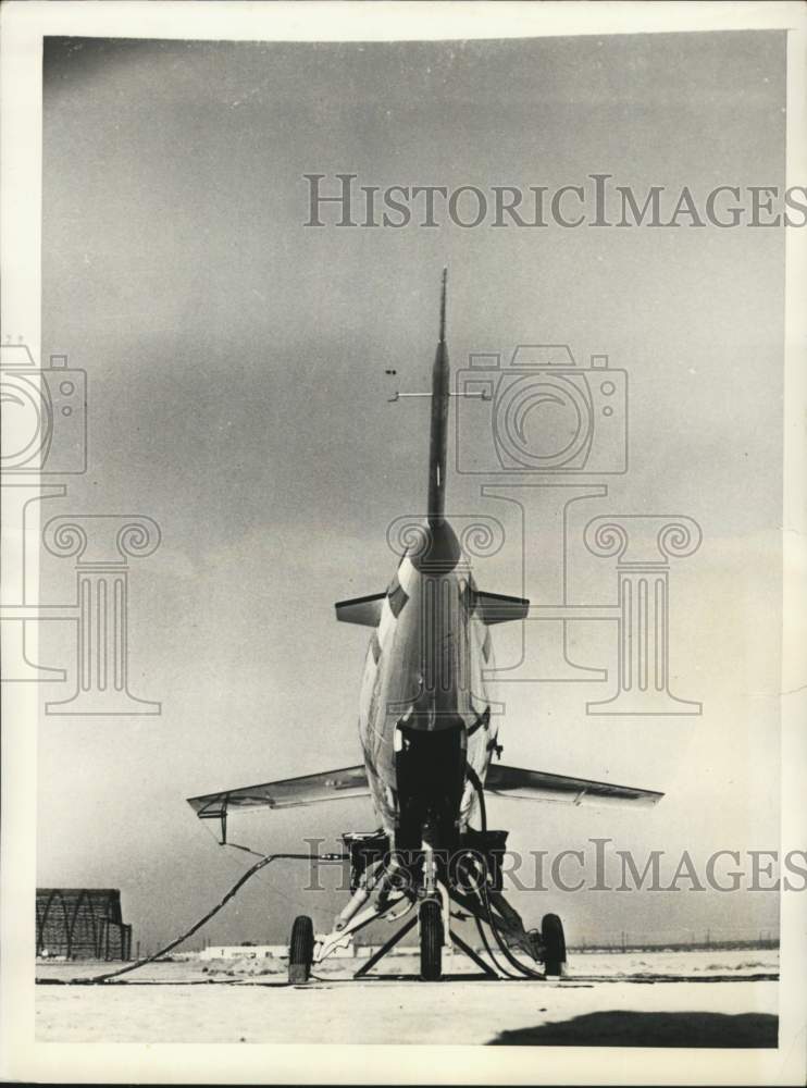 1957 Press Photo Navy's Regulus II missile, Washington, D.C. - pix15488- Historic Images