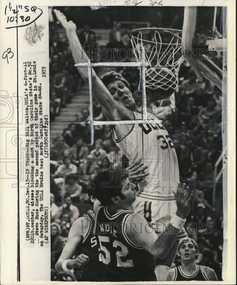 1973 Press Photo UCLA&#39;s Bill Walton &amp; Steve Nuce, basketball game, St. Louis, MO- Historic Images