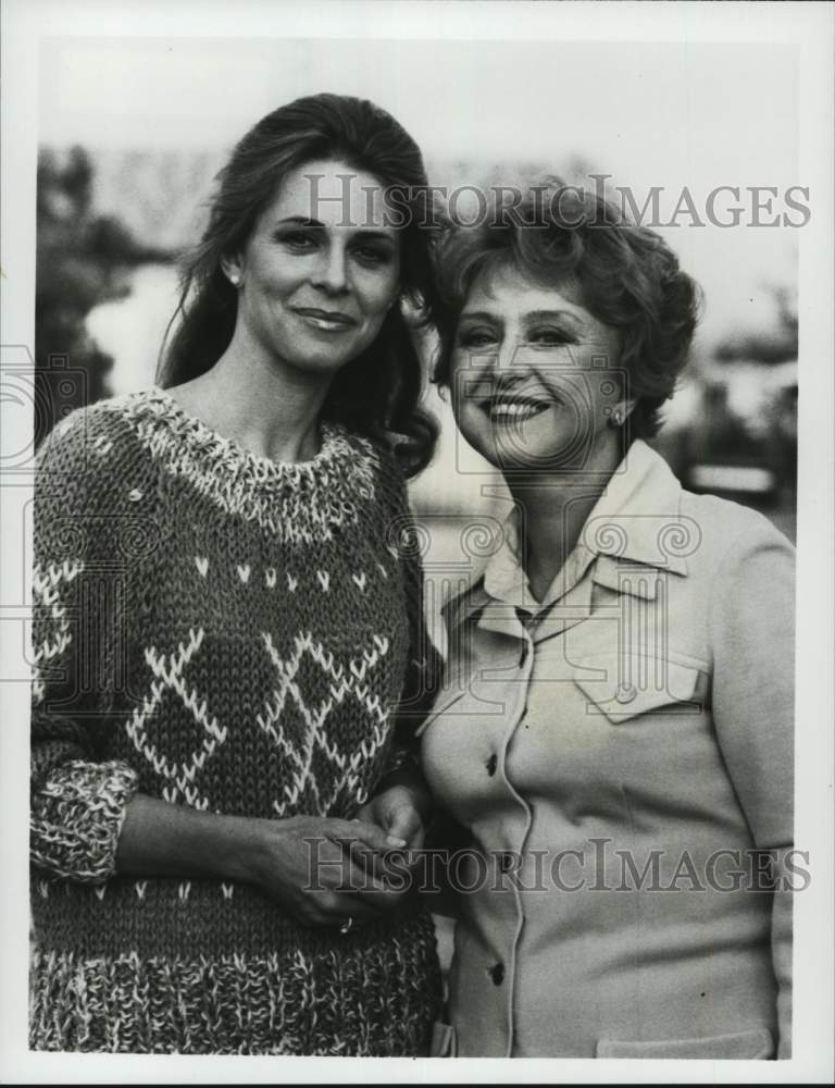 1984 Press Photo Actresses Lindsay Wagner &amp; Celeste Holm starring in &quot;Jessie&quot;- Historic Images