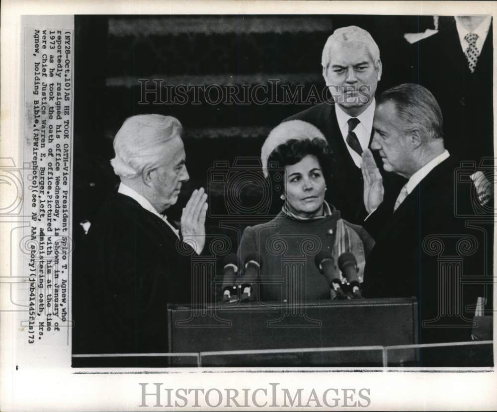 1973 Press Photo Vice President T. Spiro Agnew takes oath of office in DC- Historic Images