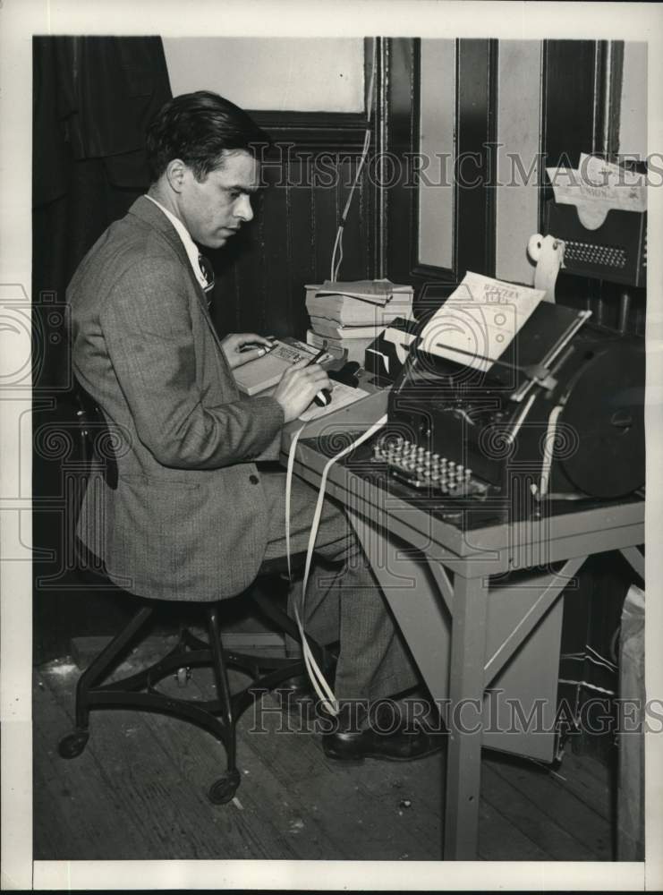 1932 Press Photo Automatic Telegraph Handling Lindbergh Kidnapping Messages, NJ- Historic Images