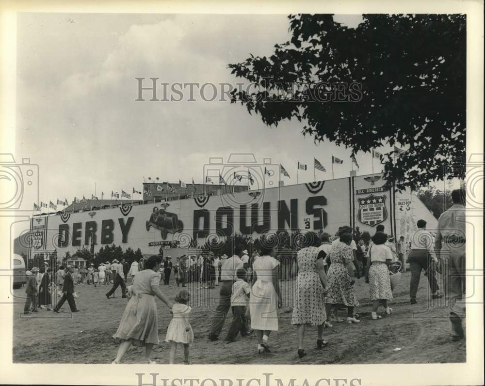 1949 Press Photo Derby Downs soap box derby track, Akron, Ohio - pix27942- Historic Images