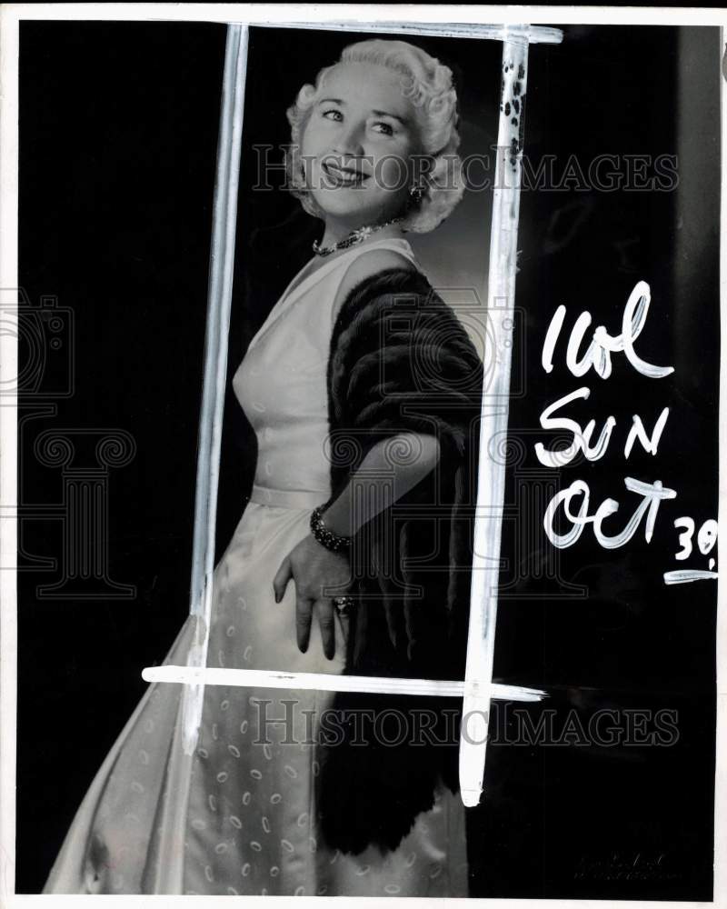 1955 Press Photo Soprano singer Erna Sack - pix33556- Historic Images