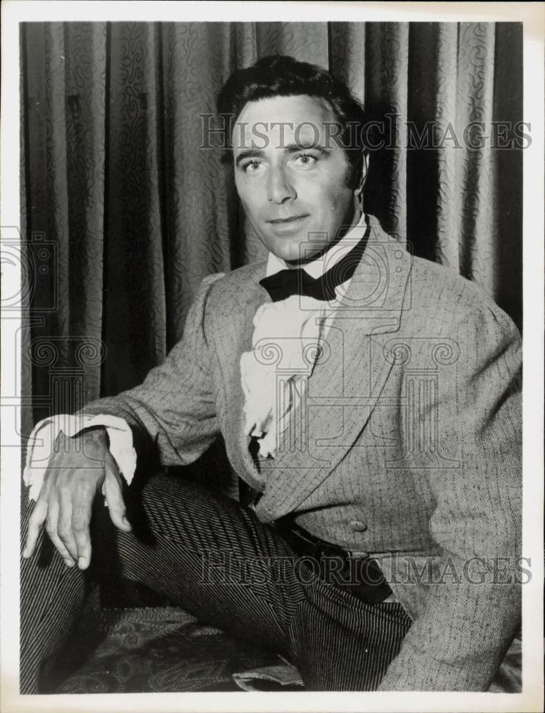 Press Photo Actor Scott Forbes stars on TV show &quot;The Adventures of Jim Bowie&quot;- Historic Images