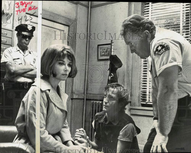 Load image into Gallery viewer, 1967 Press Photo Actors starring in "In the Heat of the Night" - pix39340
