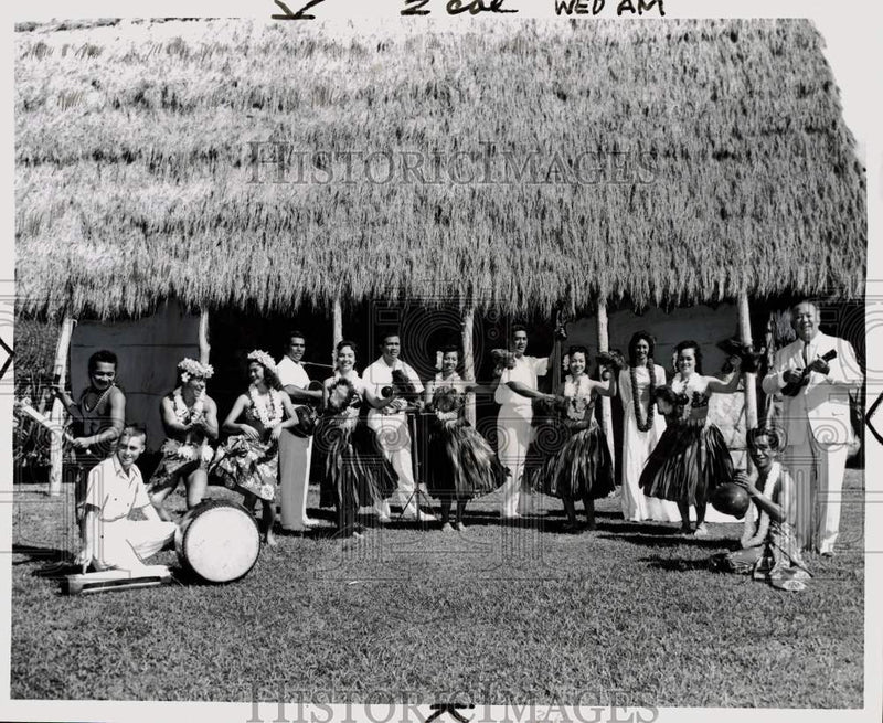 Load image into Gallery viewer, Press Photo Ray Kinney and his South Sea Islanders to perform in Seattle
