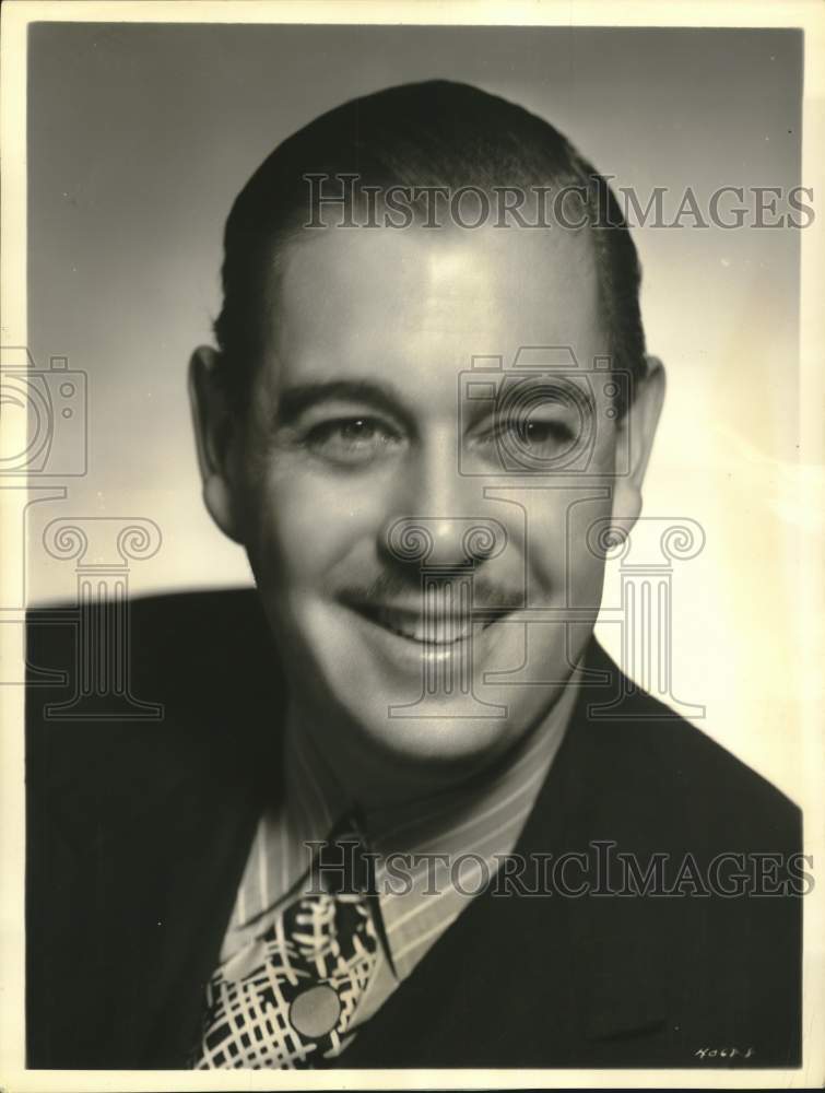 1938 Press Photo &quot;Watch the Fun Go By&quot; guest star Morton Downey - piz03584- Historic Images