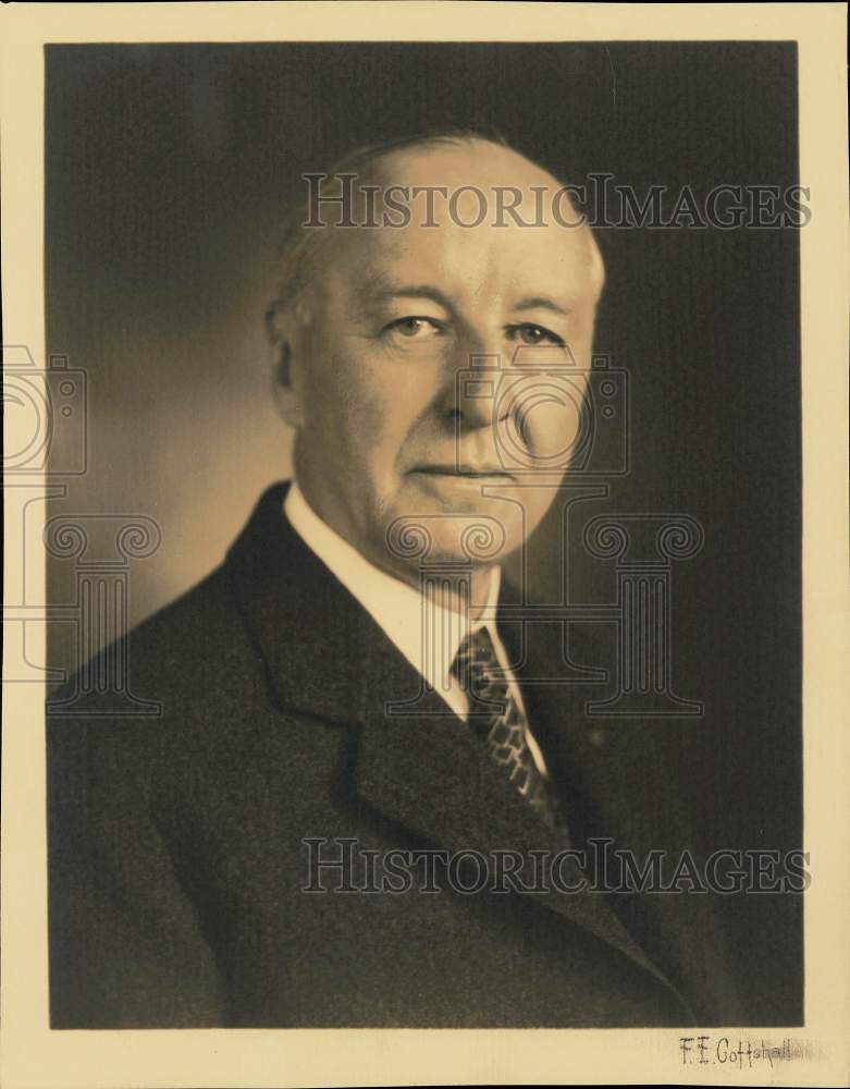 1964 Press Photo Governor John S. Fisher - pna02731