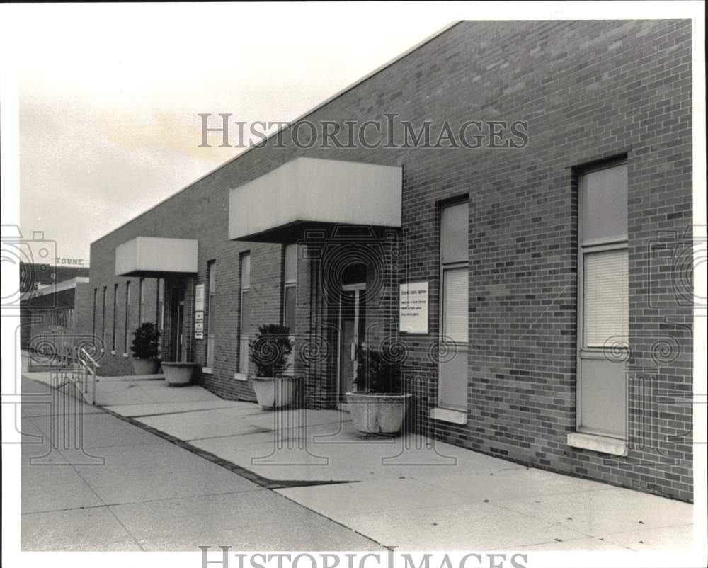 Press Photo Lower Office Complex Building on North Centre Street in Pottsville