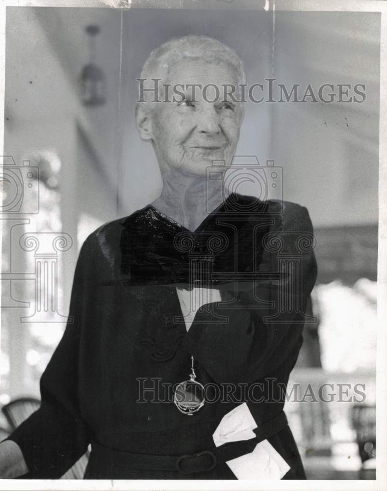 1961 Press Photo Anne McCormick - pna06968