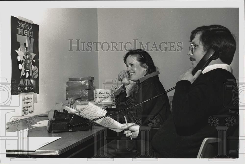 1984 Press Photo Rick Chandler and Carole Bush, WITV Television Volunteers- Historic Images