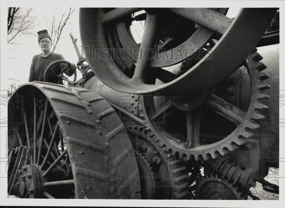 1985 Press Photo &quot;Dutch&quot; Bushman of Gettysburg and Antique Steam Traction Engine- Historic Images