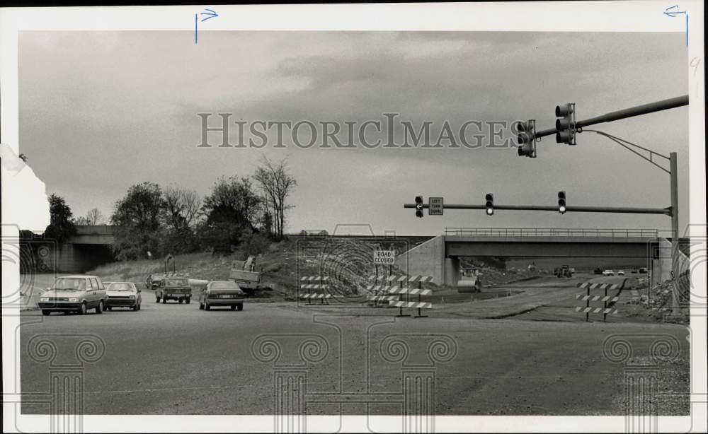 1988 Press Photo Highway Construction at Railroad Underpass to Hershey Park