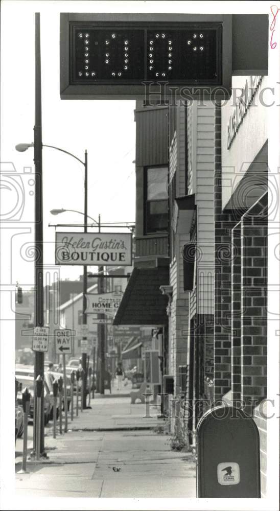 1983 Press Photo One Hundred Degree Sign on Street in Steelton, Pennsylvania- Historic Images