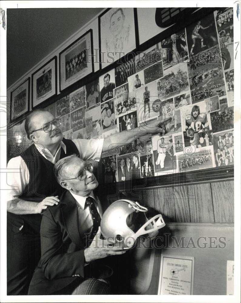 1983 Press Photo Al Gornik and Richard Stouffer at Gorniks in Steelton