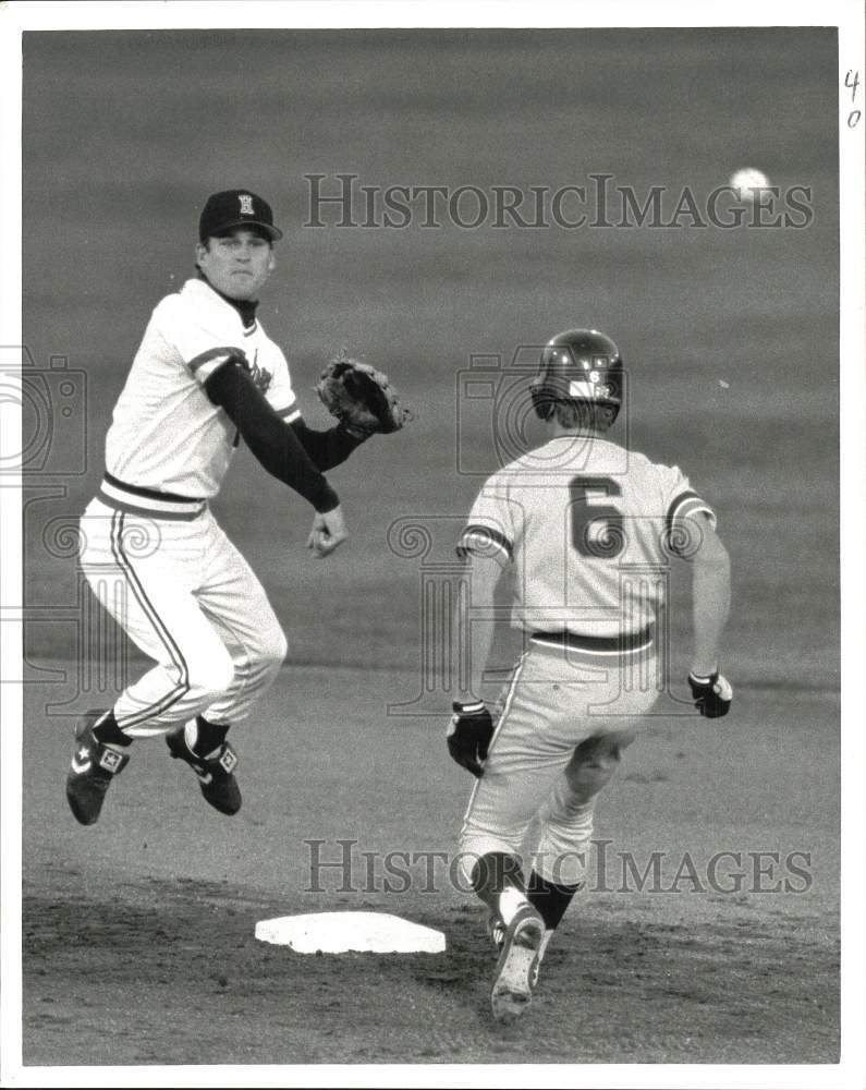 1989 Press Photo London Tigers and Senators Baseball Players at City Island Game- Historic Images