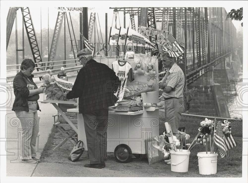 Press Photo Harrisburg Senators Baseball Merchandise Vendors at City Island- Historic Images