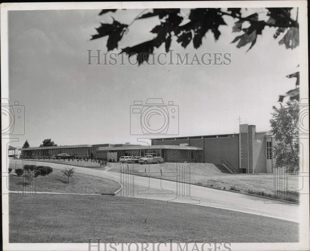 1961 Press Photo Exterior of St. Ann's Catholic School in Steelton, Pennsylvania