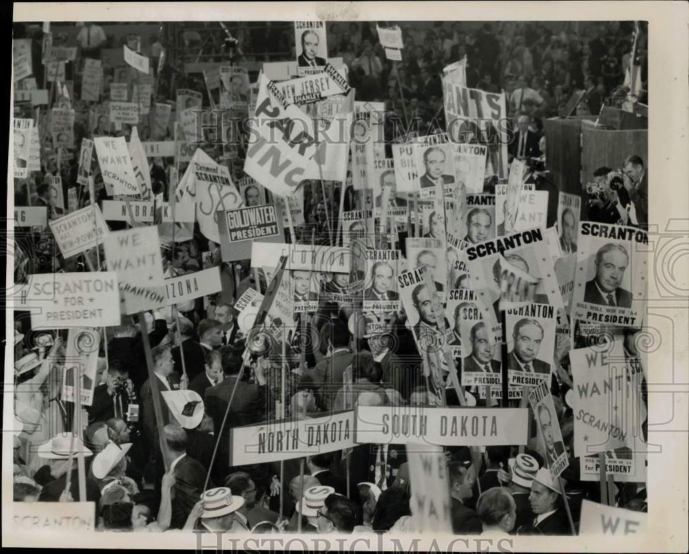 Press Photo Governor Scranton Supporters at Presidential Campaign - pna16486