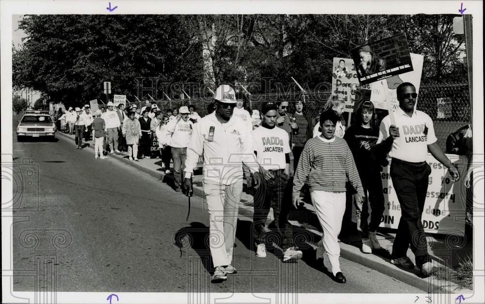 1990 Press Photo Demonstrators at Drug Protest March - pna17293- Historic Images