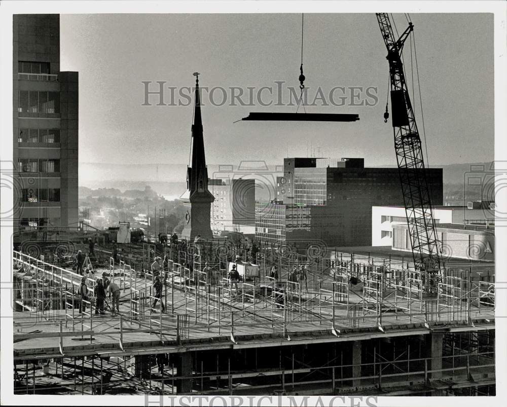 1989 Press Photo Harrisburg Hotel Construction Near Walnut Street Parking Garage- Historic Images