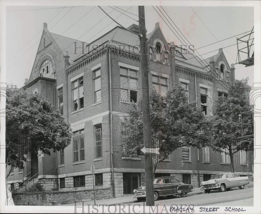 1957 Press Photo Exterior of Maclay Street School Building in Harrisburg
