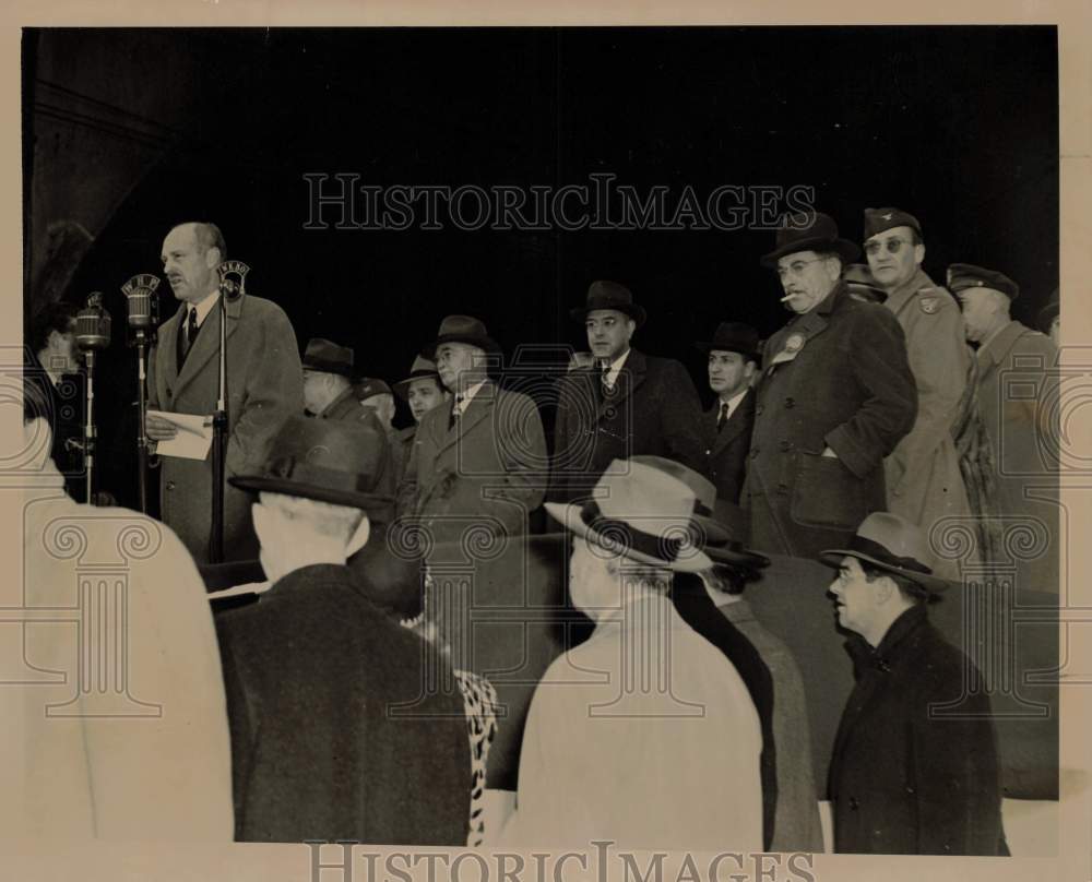 1947 Press Photo Attendees at Ceremony for the Freedom and Friendship Trains- Historic Images