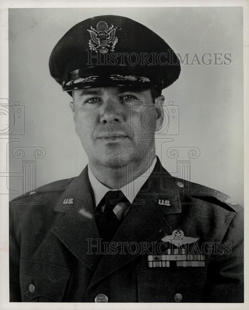 1960 Press Photo Colonel Thomas E. Gurnett, Olmstead Air Force Base Commander- Historic Images