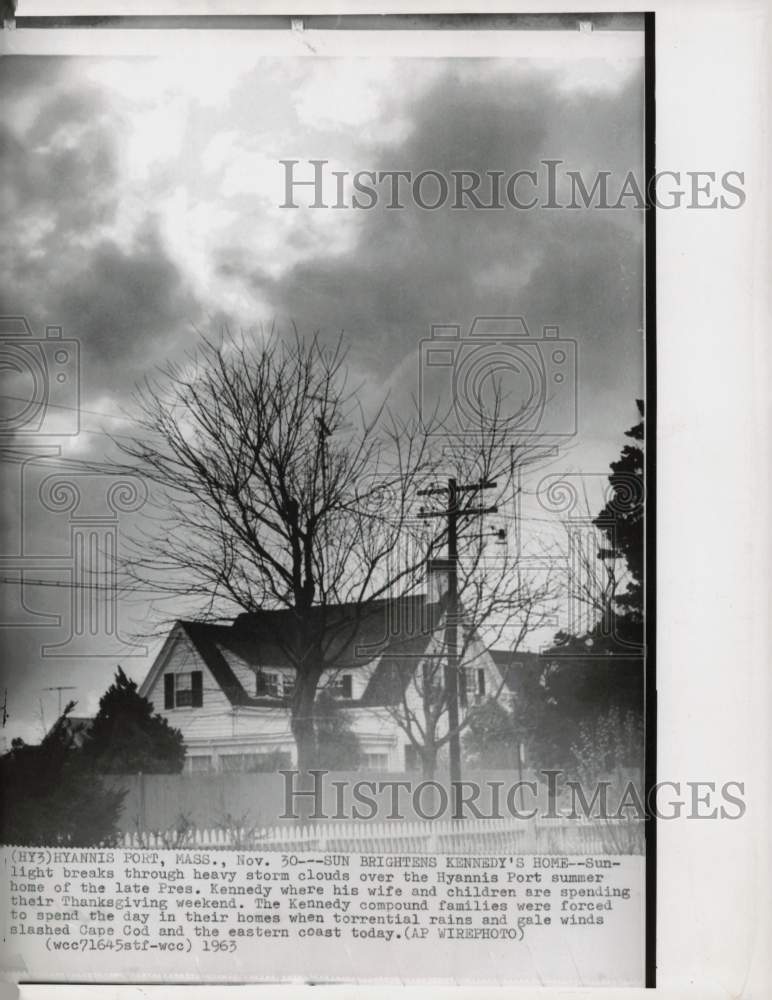 1963 Press Photo President Kennedy&#39;s Summer Home in Hyannis Port, Massachusetts- Historic Images