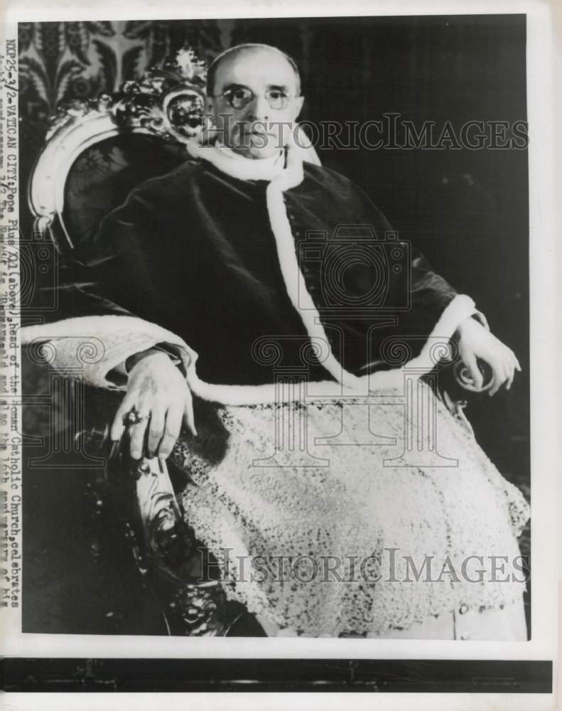 1955 Press Photo Pope Pius XII of the Roman Catholic Church at Vatican City- Historic Images