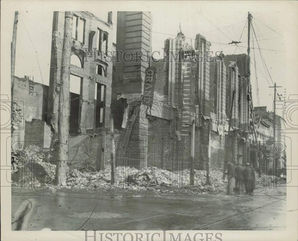 1907 Press Photo Grand Opera House remains after fire, Harrisburg, PA- Historic Images