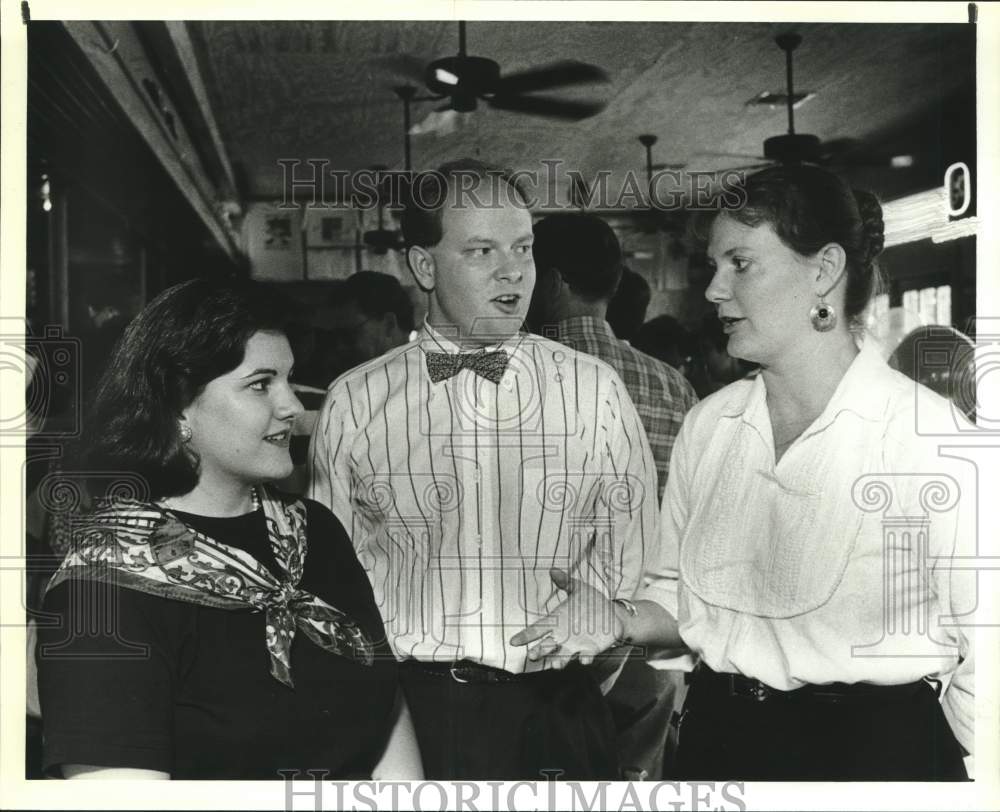 1990 Press Photo Rhonda Boyles, Pennsylvania Alumni Club President with Others