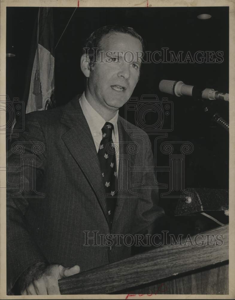 1975 Press Photo James A. Baker III, United States Under Secretary of Commerce- Historic Images