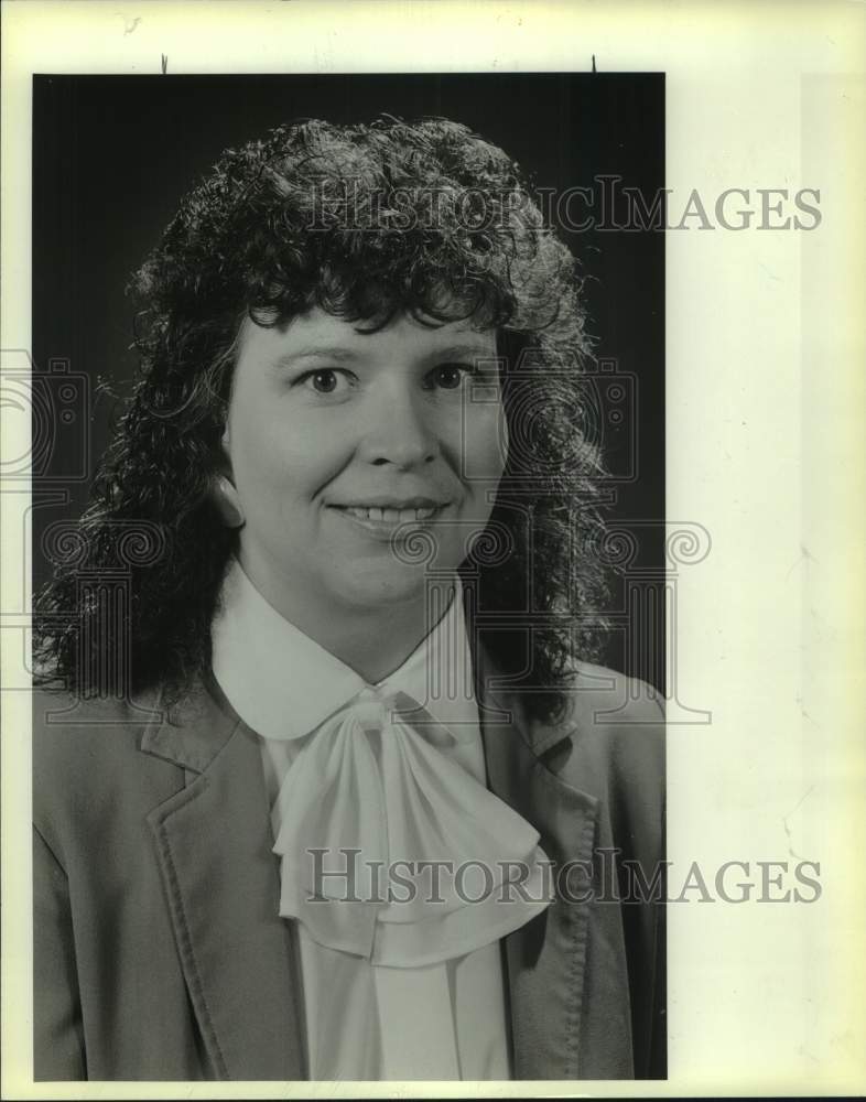 1989 Press Photo Kathryn Cable, San Antonio Public Library, Texas - saa10191- Historic Images