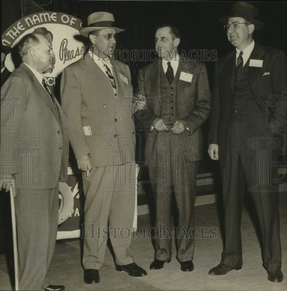 1949 Press Photo Bankers at Texas Bankers Association Meeting at Gunter Hotel