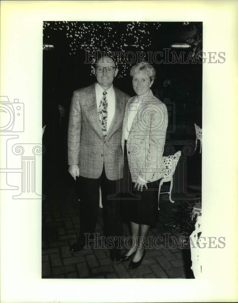 1992 Press Photo Frank and LInda Puckett of Texas Daily Newspaper Association- Historic Images