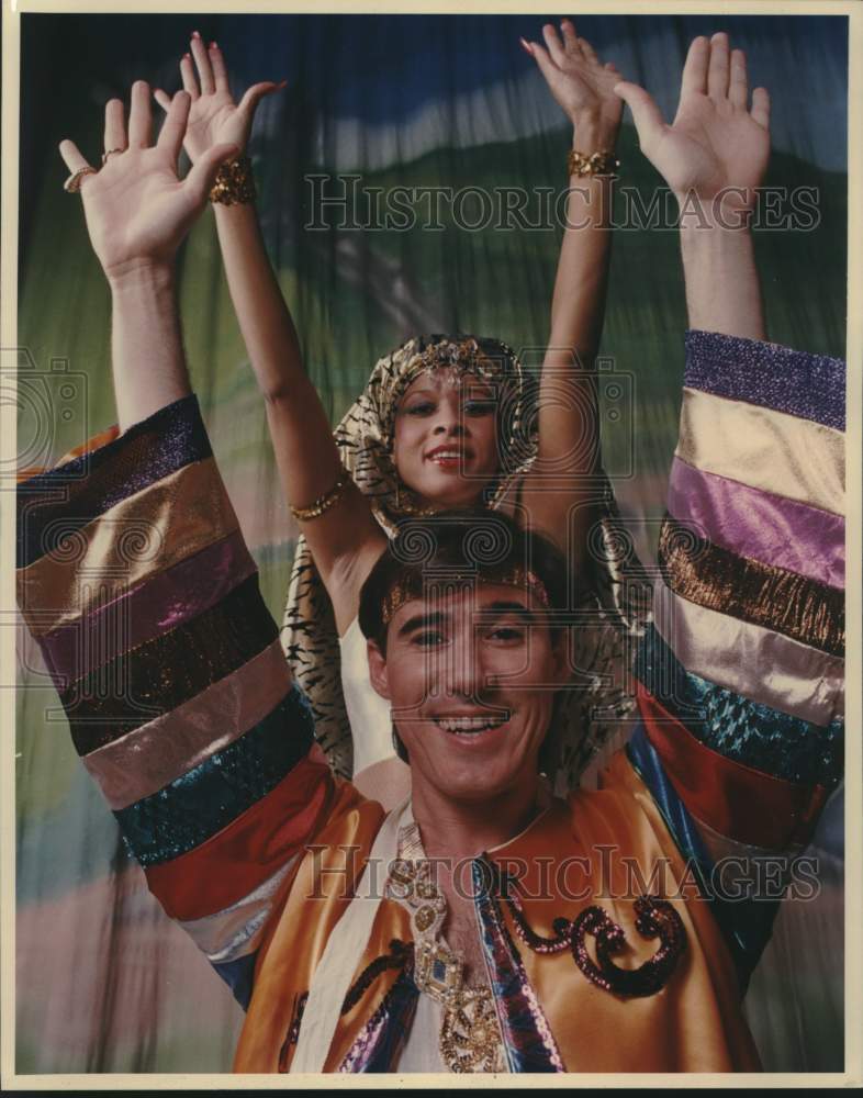 1987 Press Photo &quot;Joseph and the Amazing Technicolor Dreamcoat&quot; Play Cast Actors- Historic Images