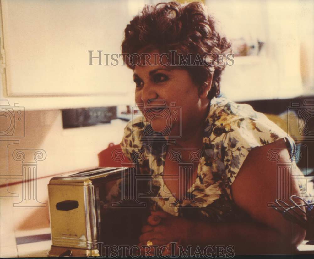 1993 Press Photo &quot;How Else Am I Supposed to Know I&#39;m Still Alive&quot; Movie Actress- Historic Images