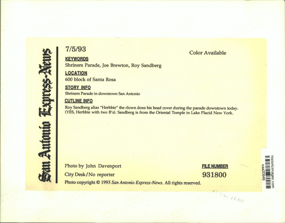 1993 Press Photo Roy Sandberg as "Herbbie" the Clown, San Antonio Shriner Parade