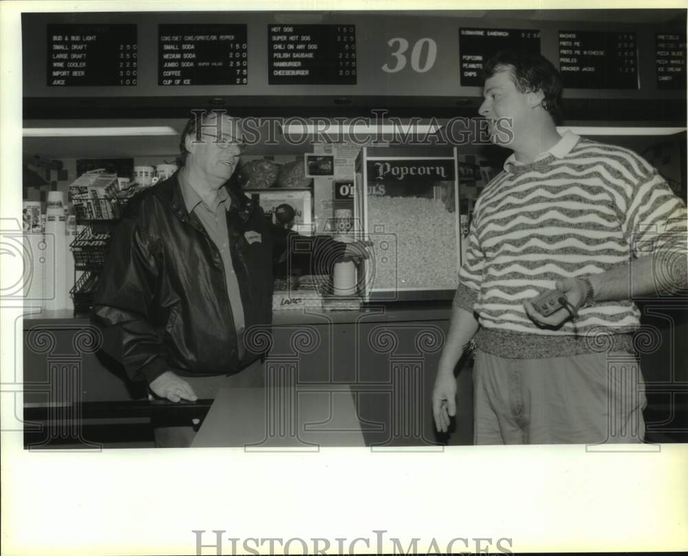 1992 Press Photo Chuck and Bryce Ridge of San Antonio Concessions Incorporated- Historic Images