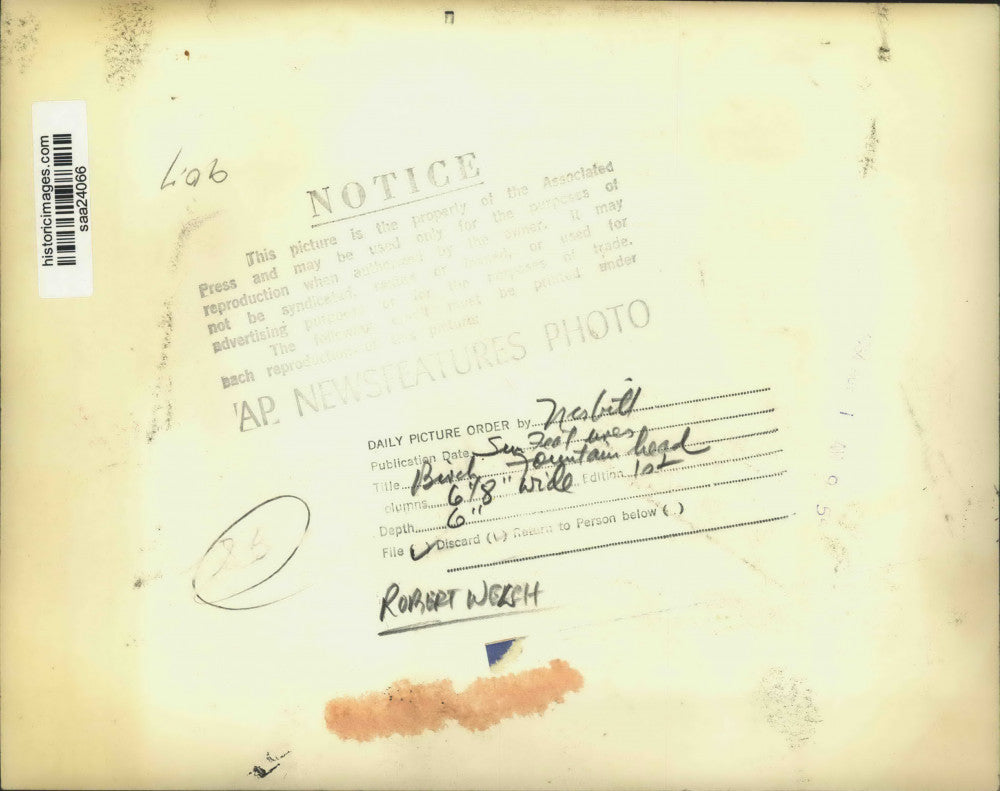 1954 Press Photo Robert Walsh sitting at his desk - saa24066