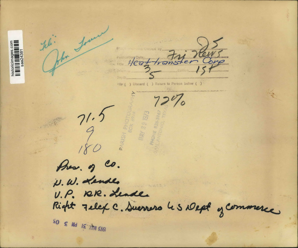 1973 Press Photo John Tower with officials from Heat Transfer Corporation